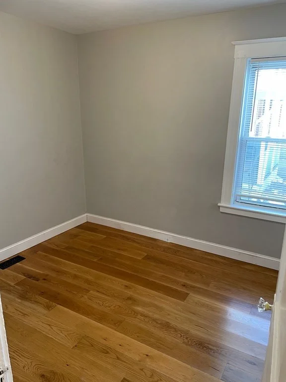 3 bed, 1 bath apartment for rent at 81 Congress St Unit R1, Salem — photo 10 of 11