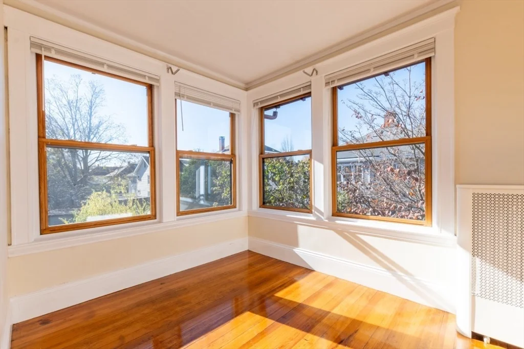 3 bed, 2 bath apartment for rent at 81 Cushing Ave Unit 81, Belmont — photo 16 of 29