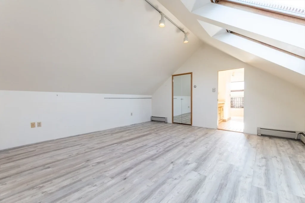 3 bed, 2 bath apartment for rent at 81 Cushing Ave Unit 81, Belmont — photo 21 of 29
