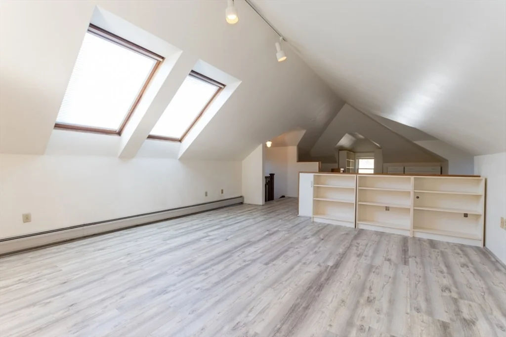 3 bed, 2 bath apartment for rent at 81 Cushing Ave Unit 81, Belmont — photo 22 of 29