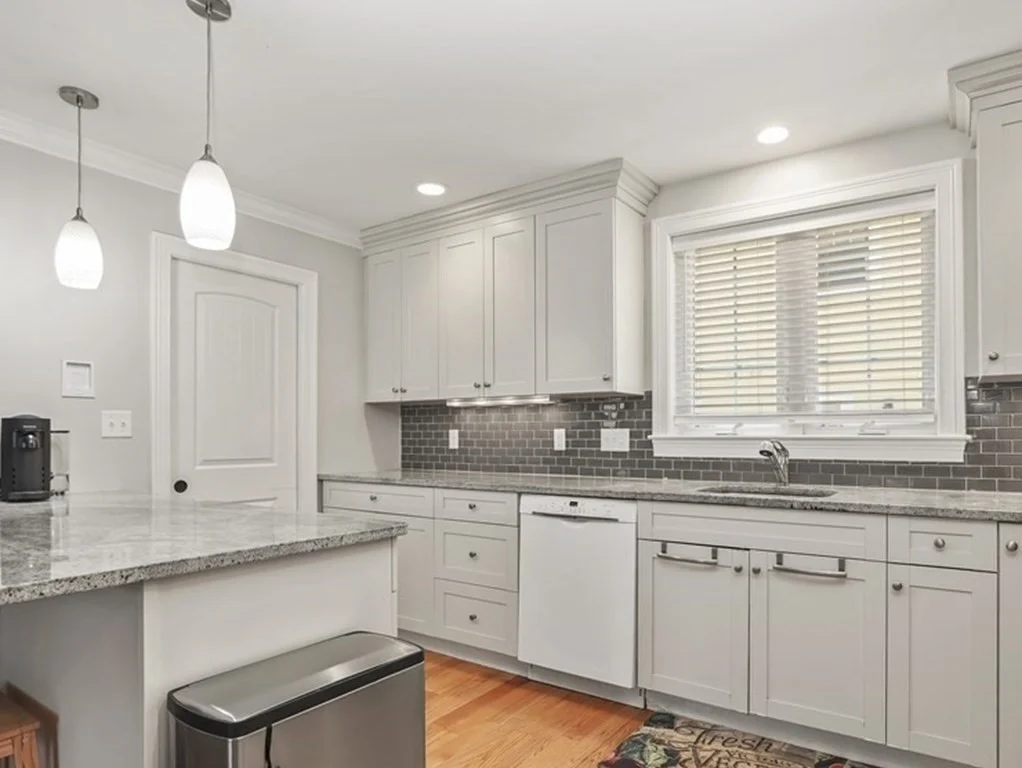 3 bed, 2.5 bath apartment for rent at 81 Dresser St Unit 81, South Boston — photo 2 of 15