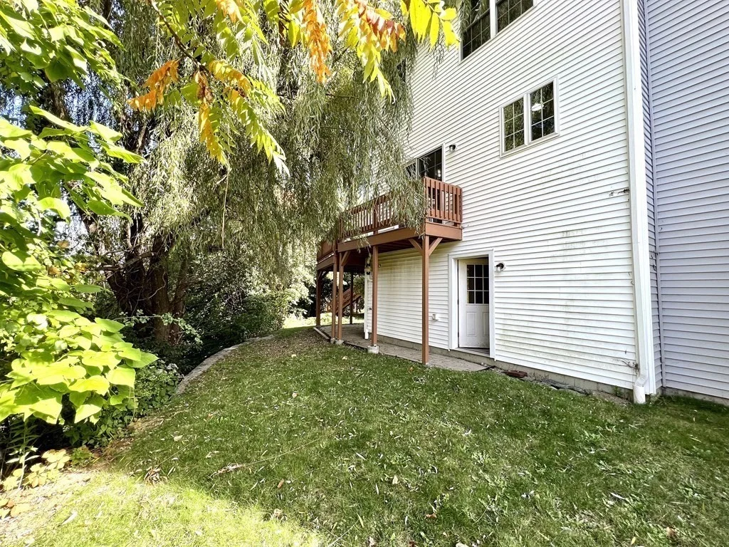 2 bed, 2 bath apartment for rent at 81 E Mountain Unit n/a, Worcester — photo 16 of 19