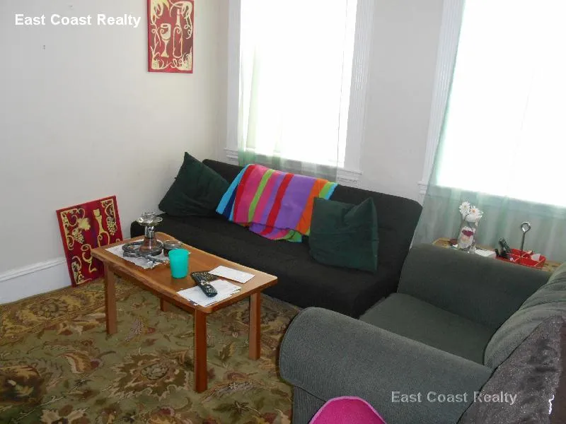 3 bed, 1 bath apartment for rent at 81 Empire St Unit 3 Ht & Hw Incl, Allston — photo 9 of 15