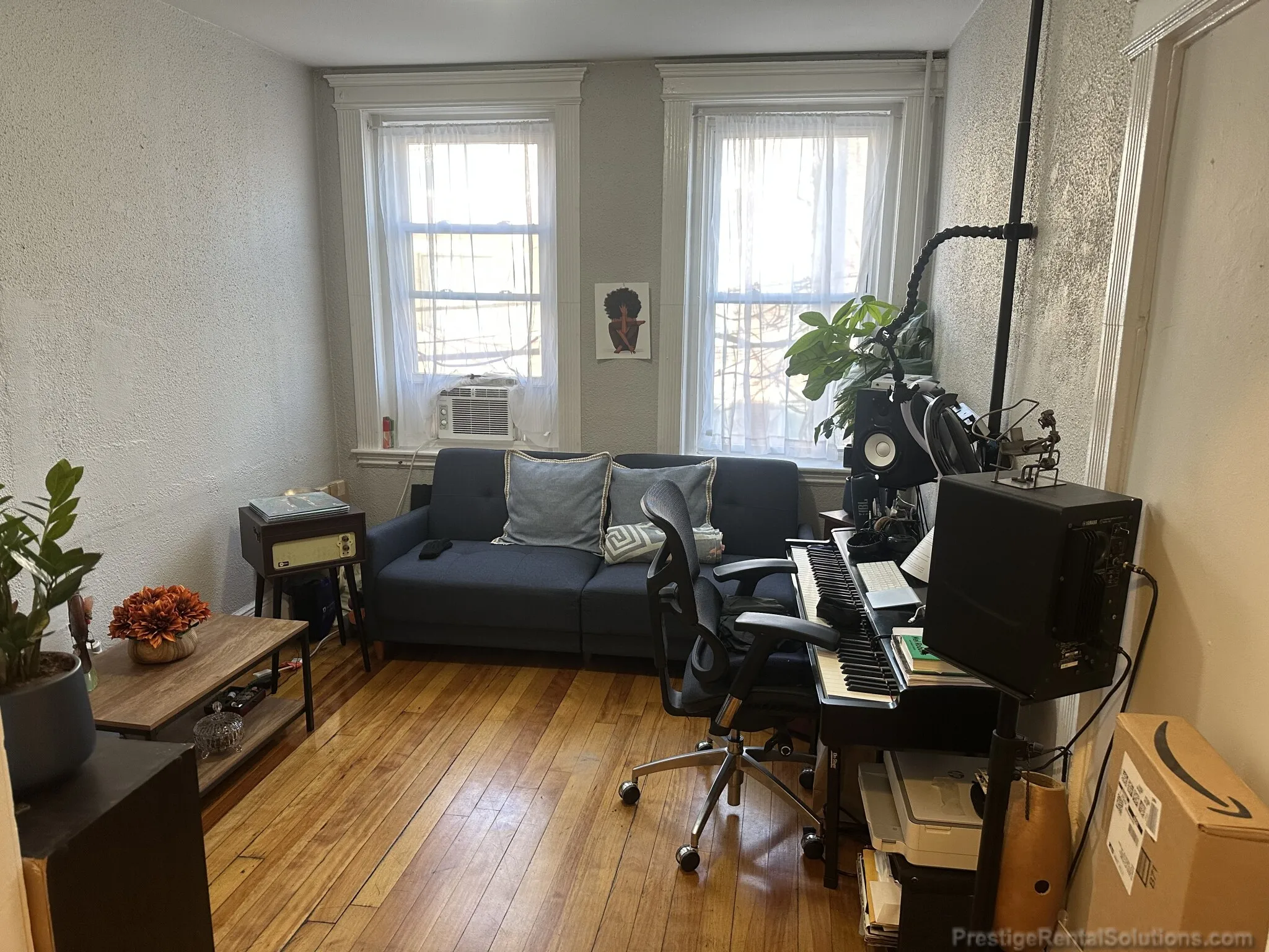 2 bed, 1 bath apartment for rent at 81 Empire St Unit 4, Allston — photo 3 of 14