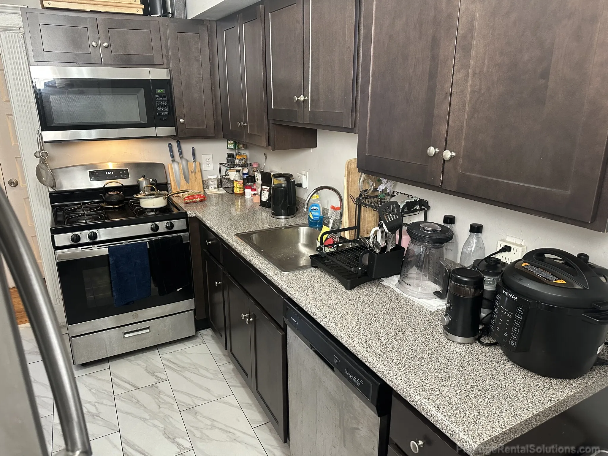 2 bed, 1 bath apartment for rent at 81 Empire St Unit 4, Allston — photo 2 of 14