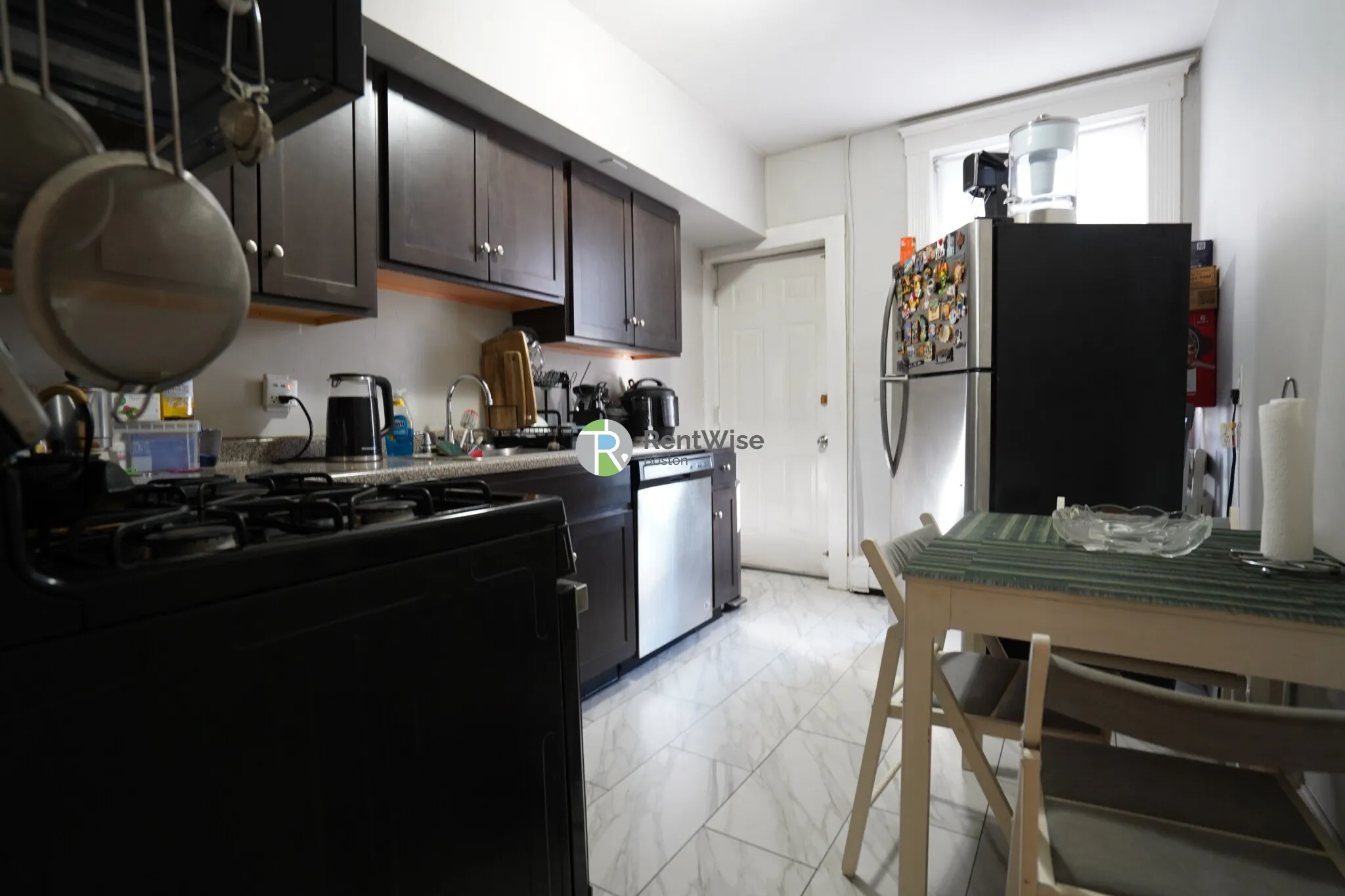 2 bed, 1 bath apartment for rent at 81 Empire St Unit 4 Ht & Hw Incl, Allston — photo 5 of 14