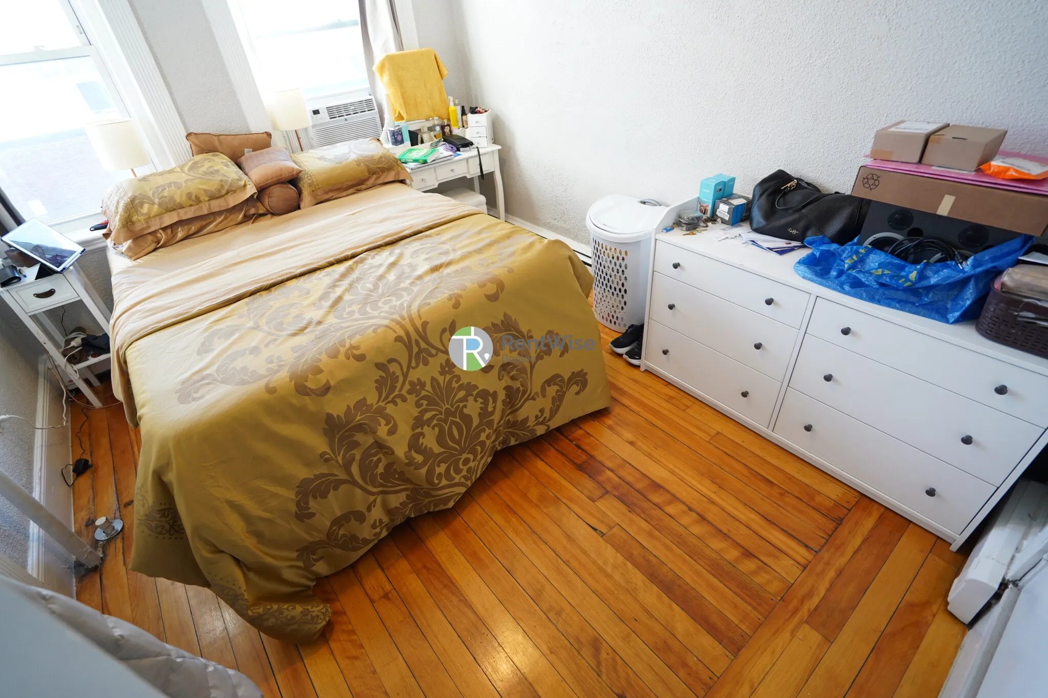 2 bed, 1 bath apartment for rent at 81 Empire St Unit 4 Ht & Hw Incl, Allston — photo 12 of 14