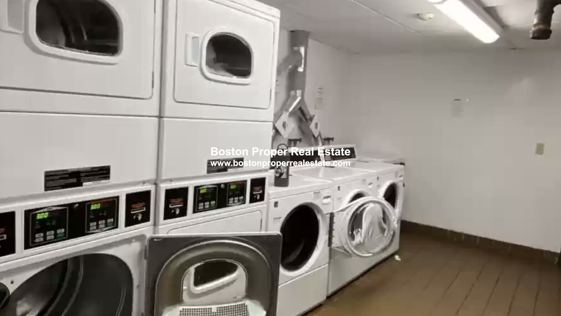 2 bed, 1 bath apartment for rent at 81 Essex St Unit 32, Chinatown — photo 4 of 5