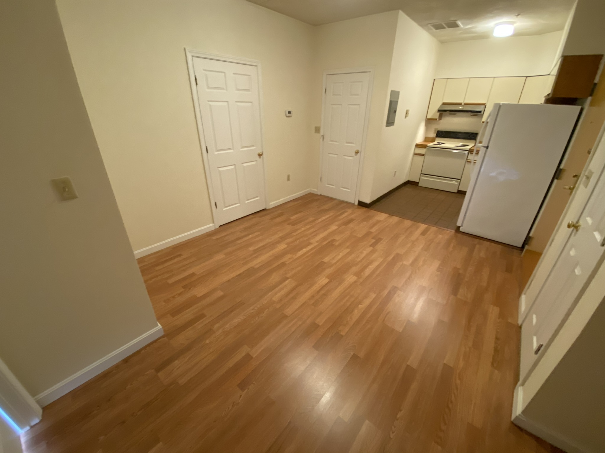 2 bed, 1 bath apartment for rent at 81 Essex St Unit 33-CF, Chinatown — photo 5 of 16