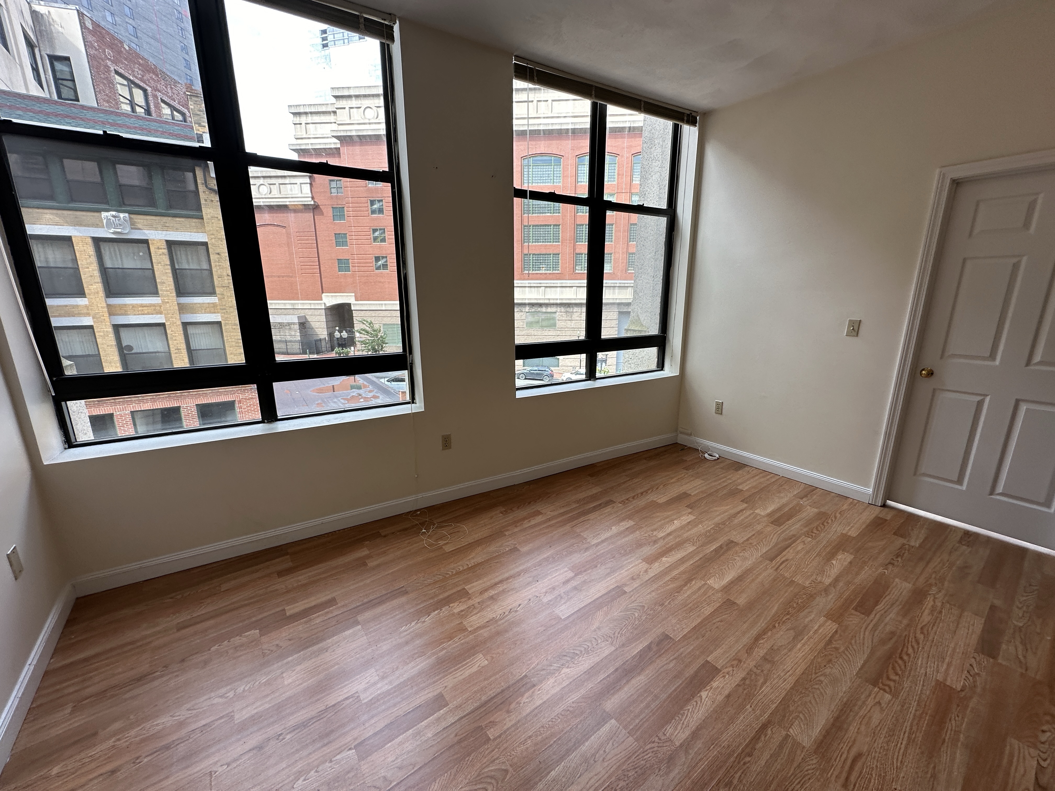 1 bed, 1 bath apartment for rent at 81 Essex St Unit 36-CF, Chinatown — photo 2 of 12