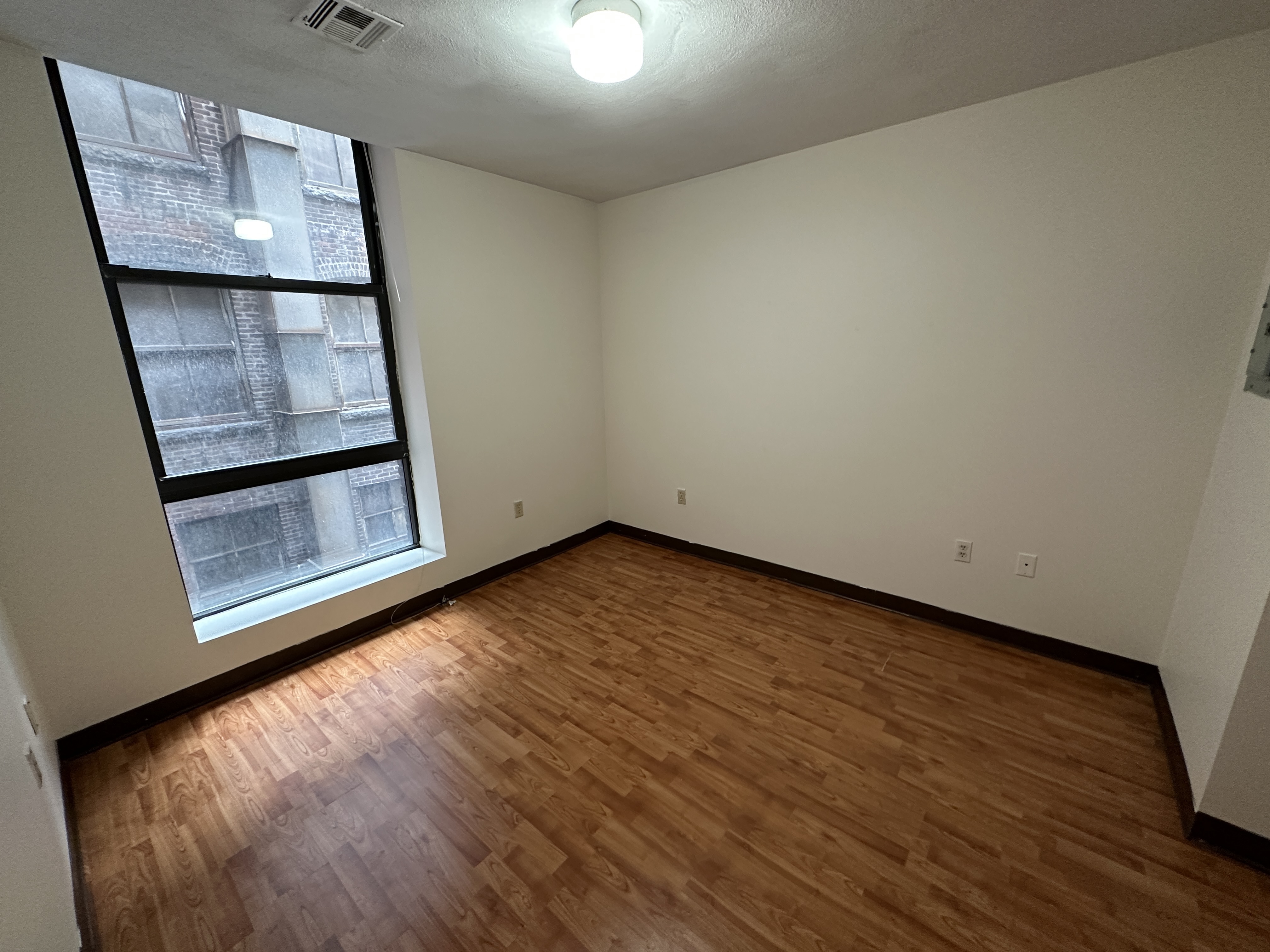 Studio bed, 1 bath apartment for rent at 81 Essex St Unit 41-CF, Chinatown — photo 9 of 11