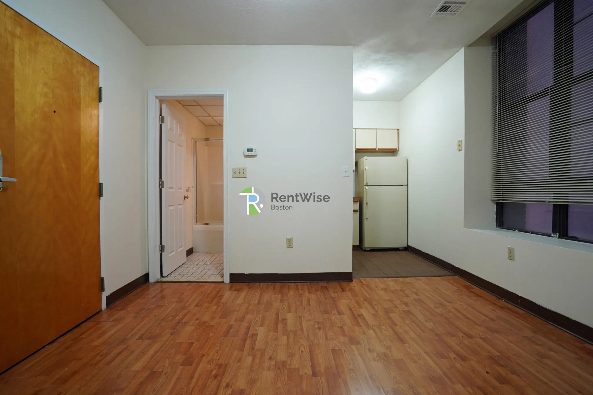 1 bed, 1 bath apartment for rent at 81 Essex St Unit 41, Chinatown — photo 1 of 10