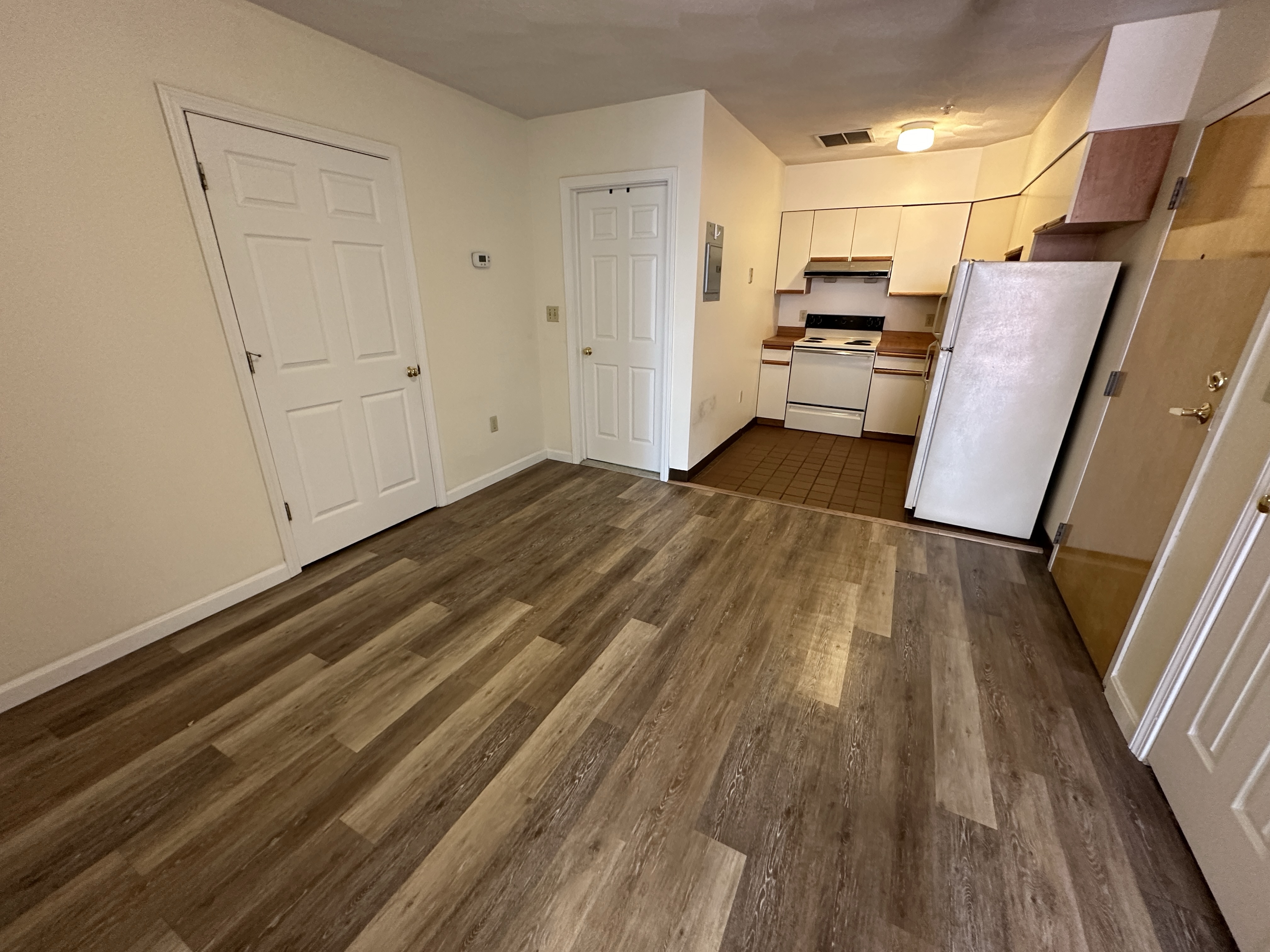 1 bed, 1 bath apartment for rent at 81 Essex St Unit 53-CF, Chinatown — photo 7 of 17