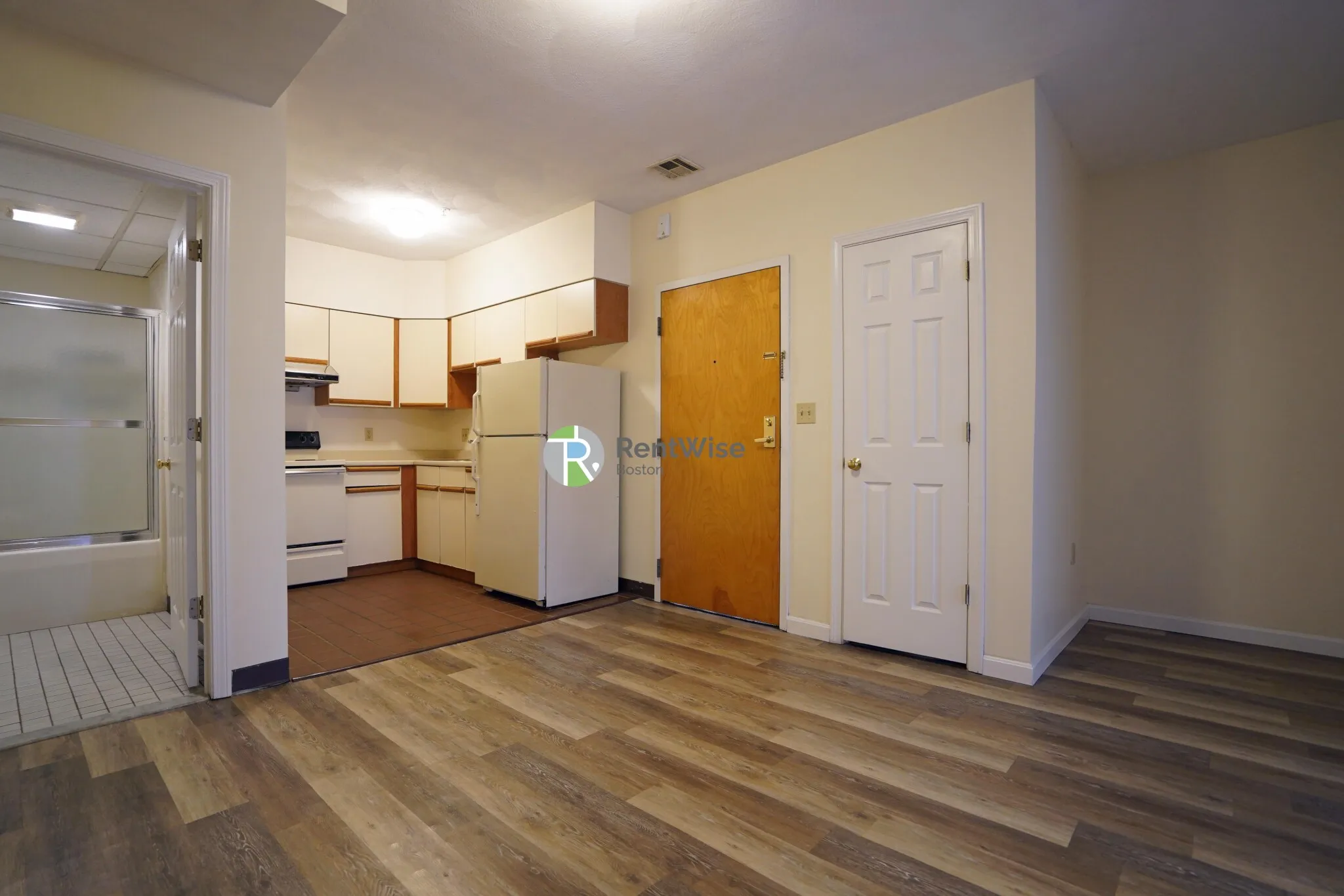2 bed, 1 bath apartment for rent at 81 Essex St Unit 63, Chinatown — photo 2 of 10