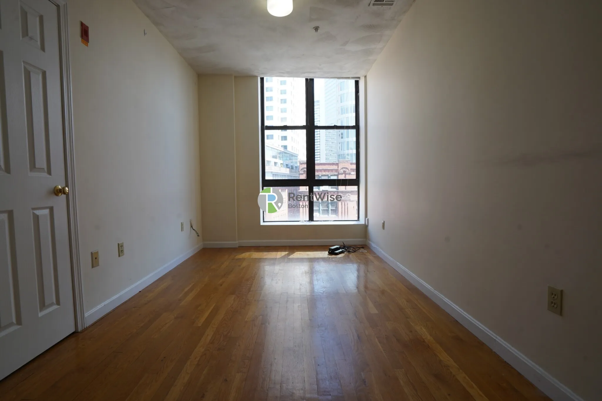 1 bed, 1 bath apartment for rent at 81 Essex St Unit 65, Chinatown — photo 2 of 9