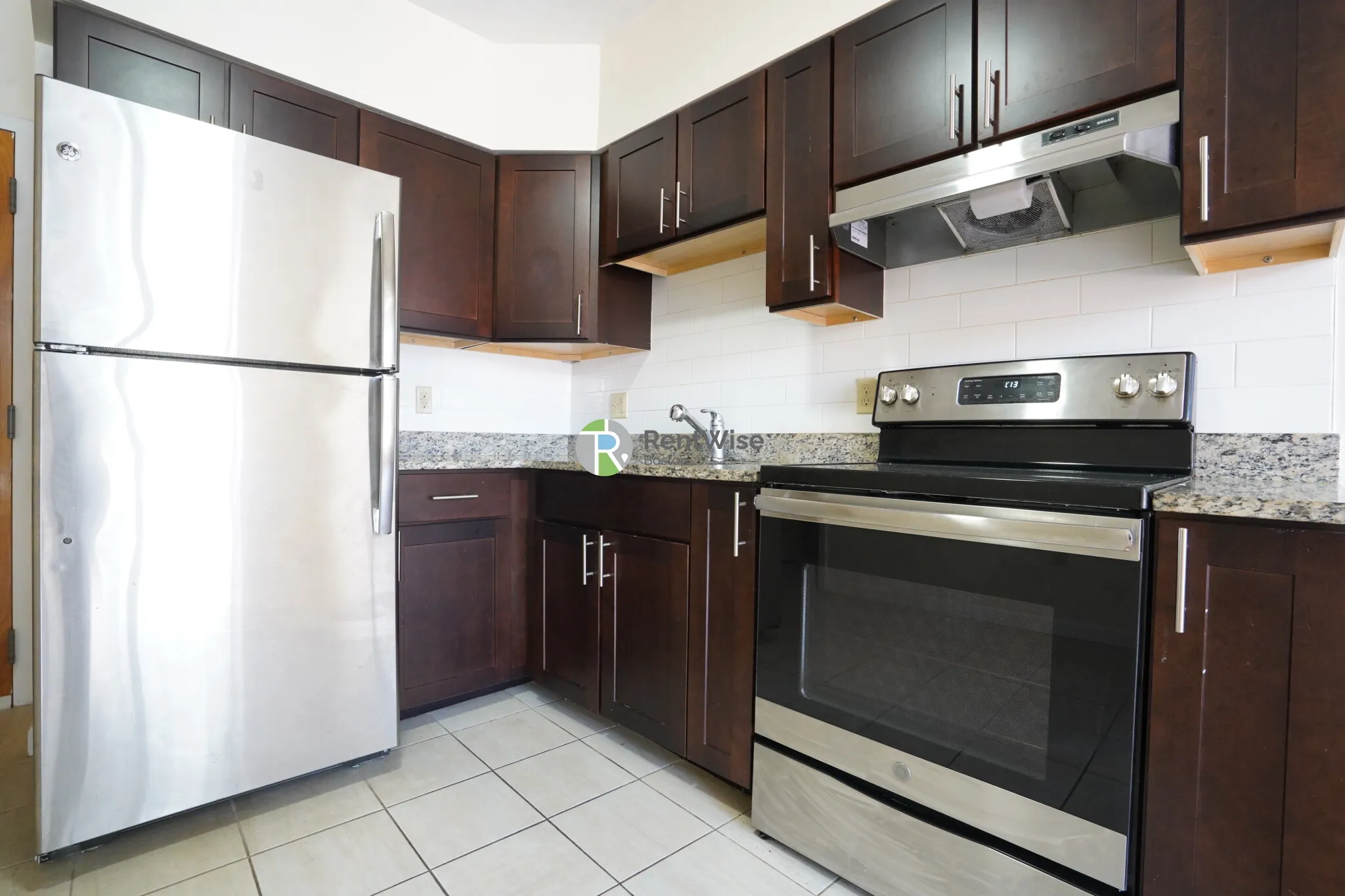 1 bed, 1 bath apartment for rent at 81 Essex St Unit 76, Chinatown — photo 5 of 15