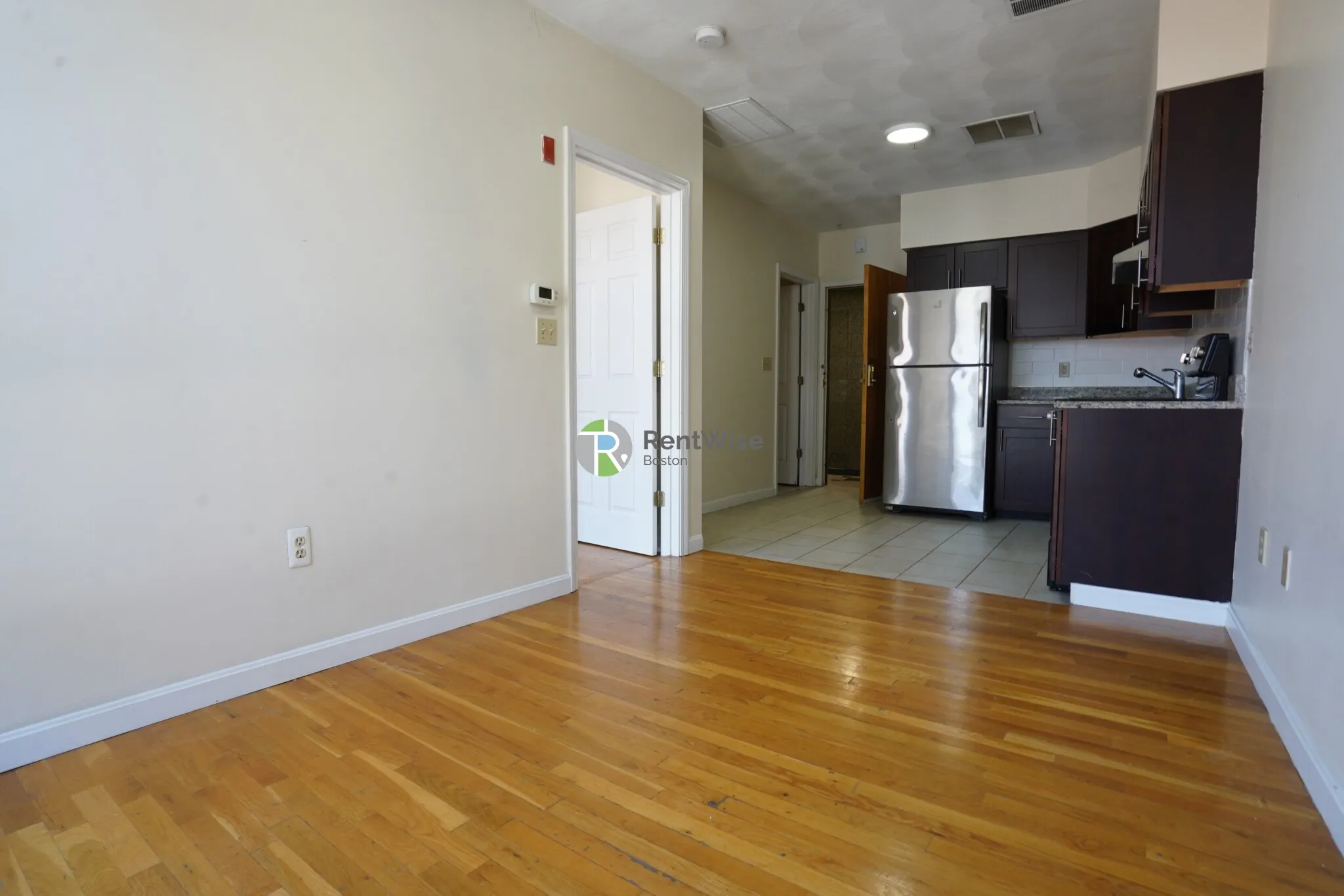 1 bed, 1 bath apartment for rent at 81 Essex St Unit 76, Chinatown — photo 3 of 15