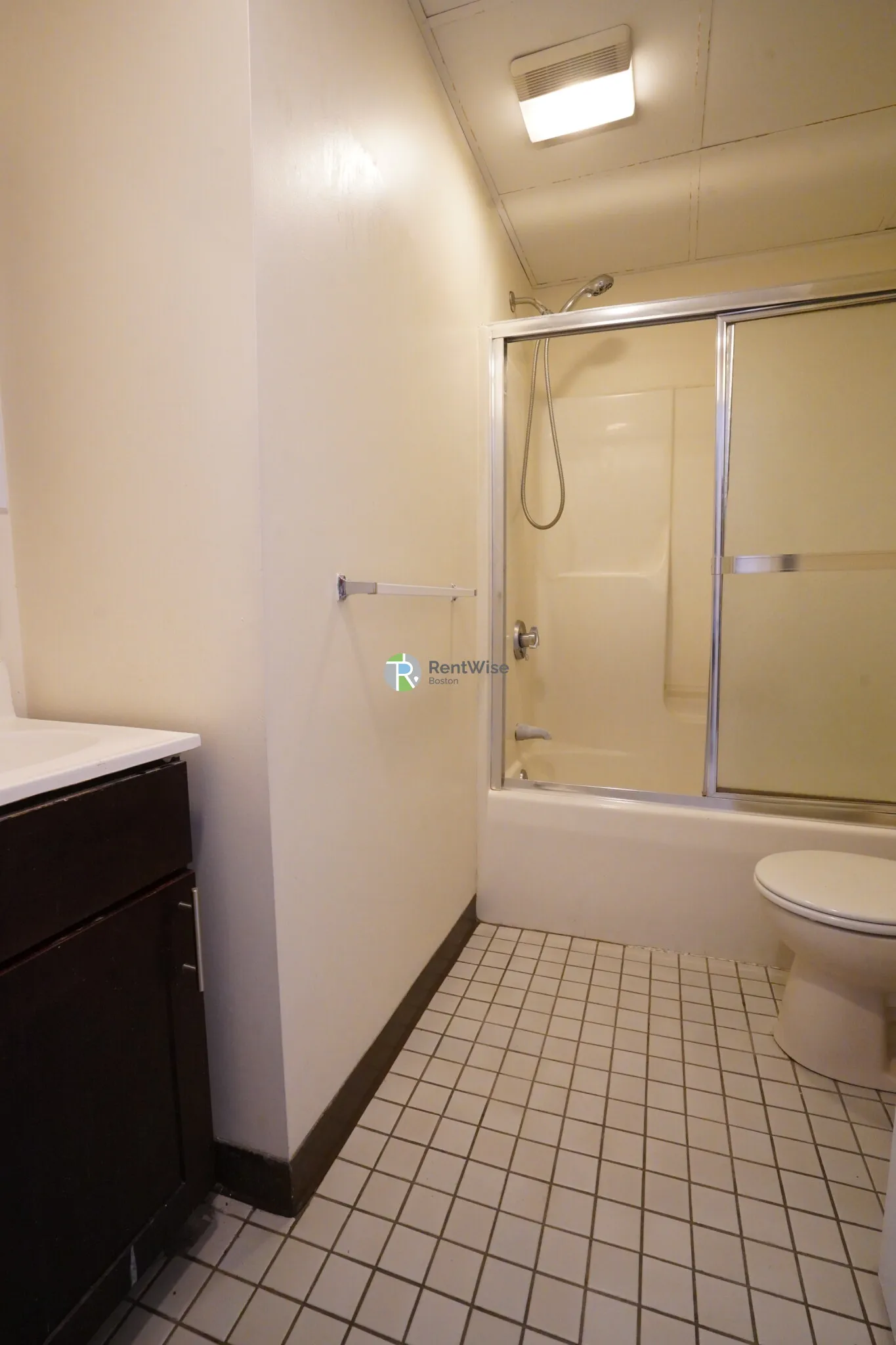 1 bed, 1 bath apartment for rent at 81 Essex St Unit 77, Chinatown — photo 13 of 14