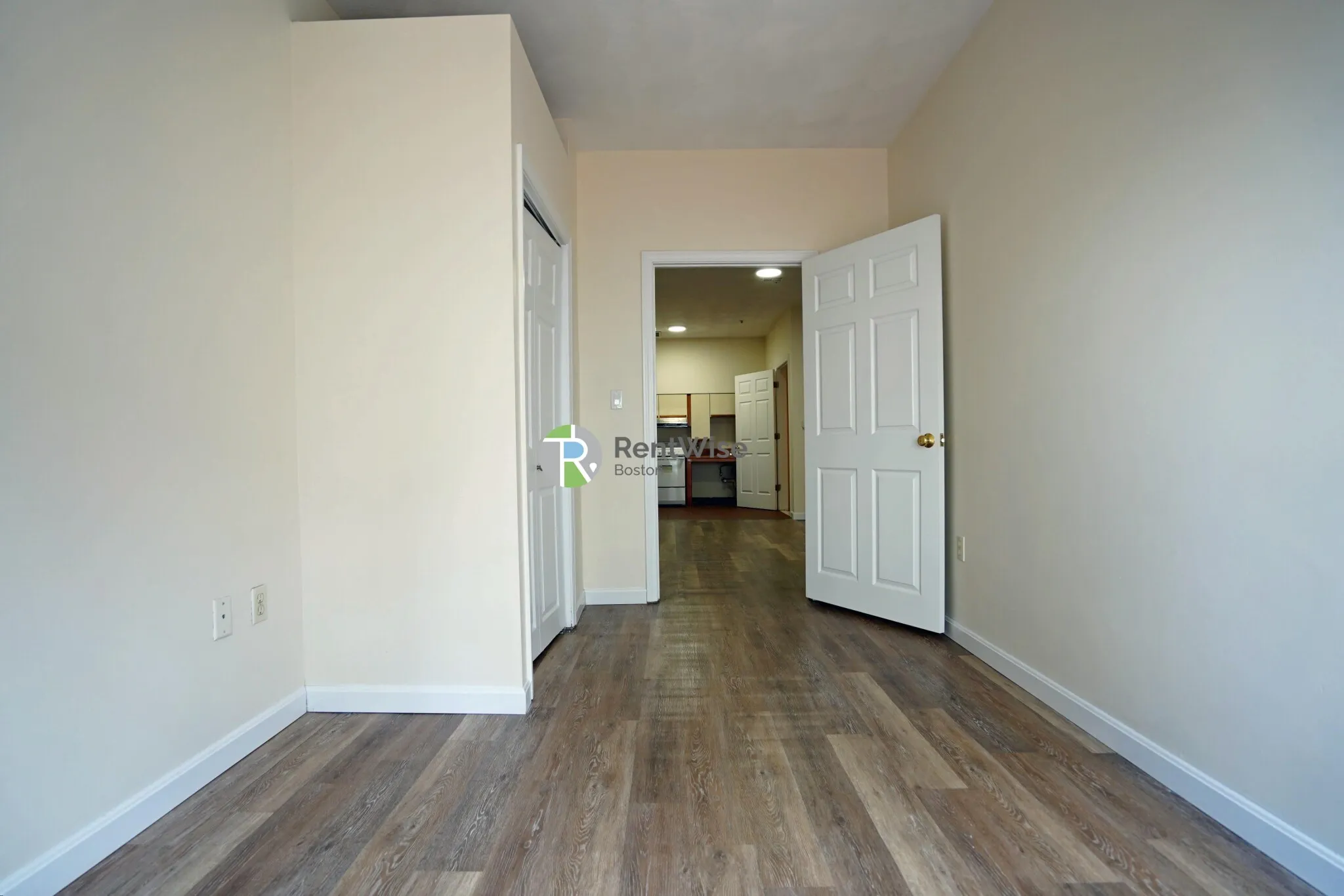 2 bed, 1 bath apartment for rent at 81 Essex St Unit 82, Chinatown — photo 10 of 12