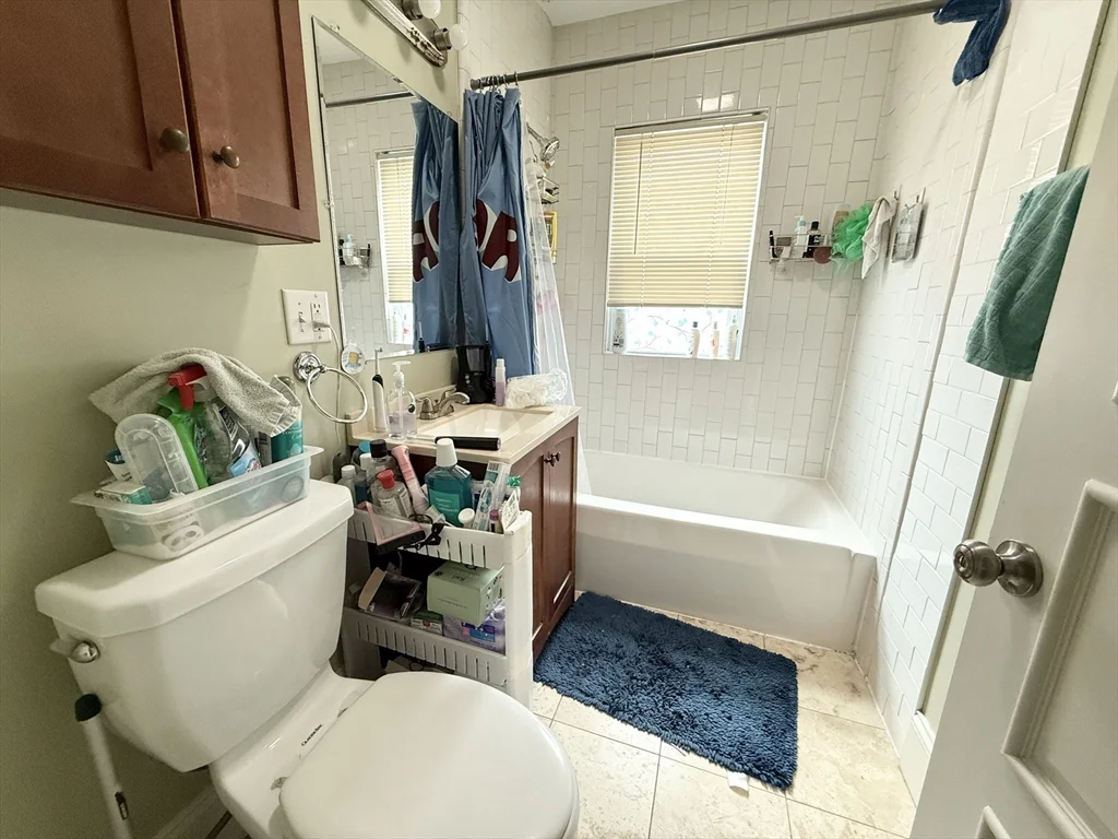 3 bed, 1 bath apartment for rent at 81 Florence St Unit 1, Jamaica Plain — photo 8 of 8