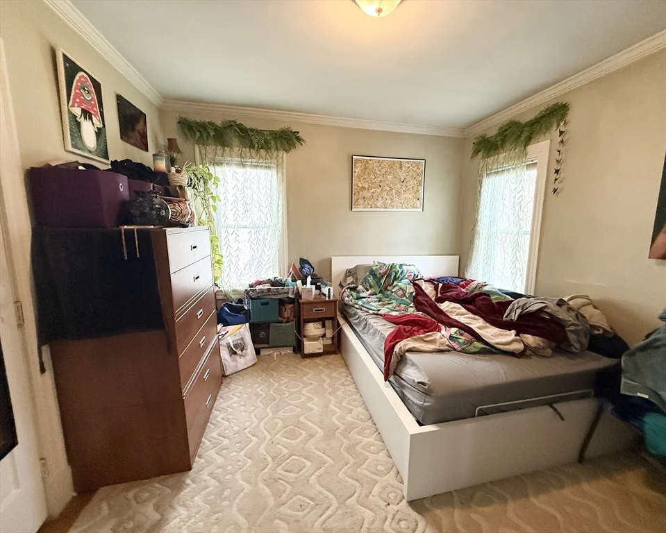3 bed, 1 bath apartment for rent at 81 Florence St Unit 1, Jamaica Plain — photo 6 of 8