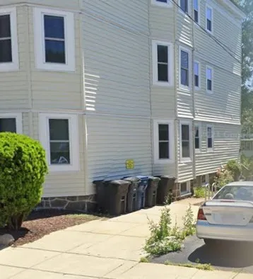 Studio bed apartment for rent at 81 Florence St Unit Parking, Roslindale