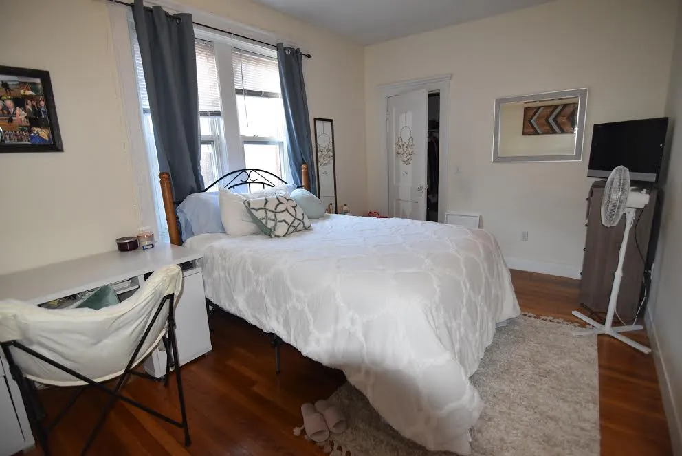 5 bed, 2 bath apartment for rent at 81 Gibbs Unit 3, Coolidge Corner — photo 15 of 20