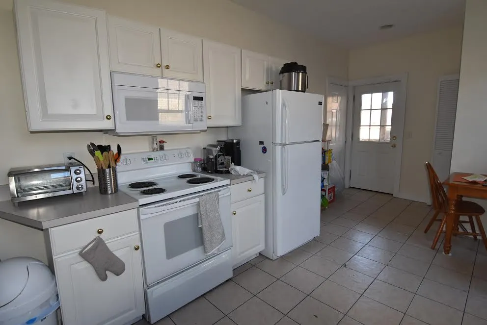 5 bed, 2 bath apartment for rent at 81 Gibbs Unit 3, Coolidge Corner — photo 5 of 20