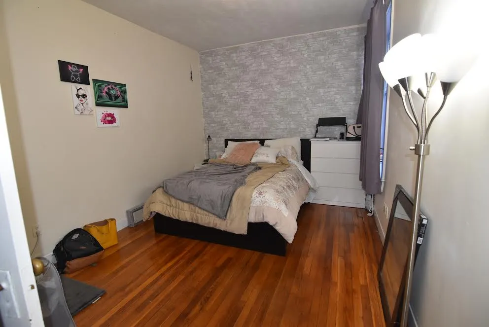 5 bed, 2 bath apartment for rent at 81 Gibbs Unit 3, Coolidge Corner — photo 11 of 20