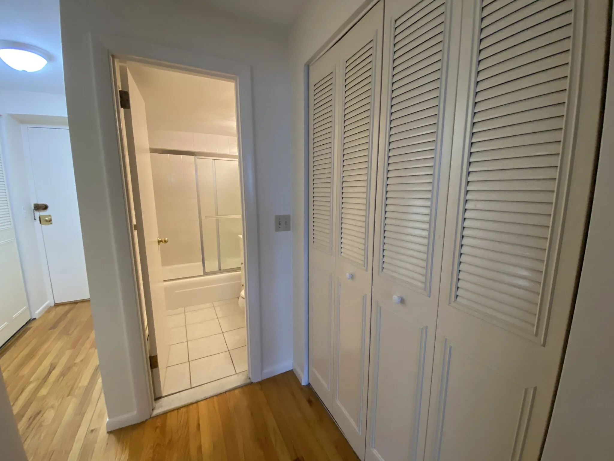 1 bed, 1 bath apartment for rent at 81 Green St Unit 24, Coolidge Corner — photo 4 of 18