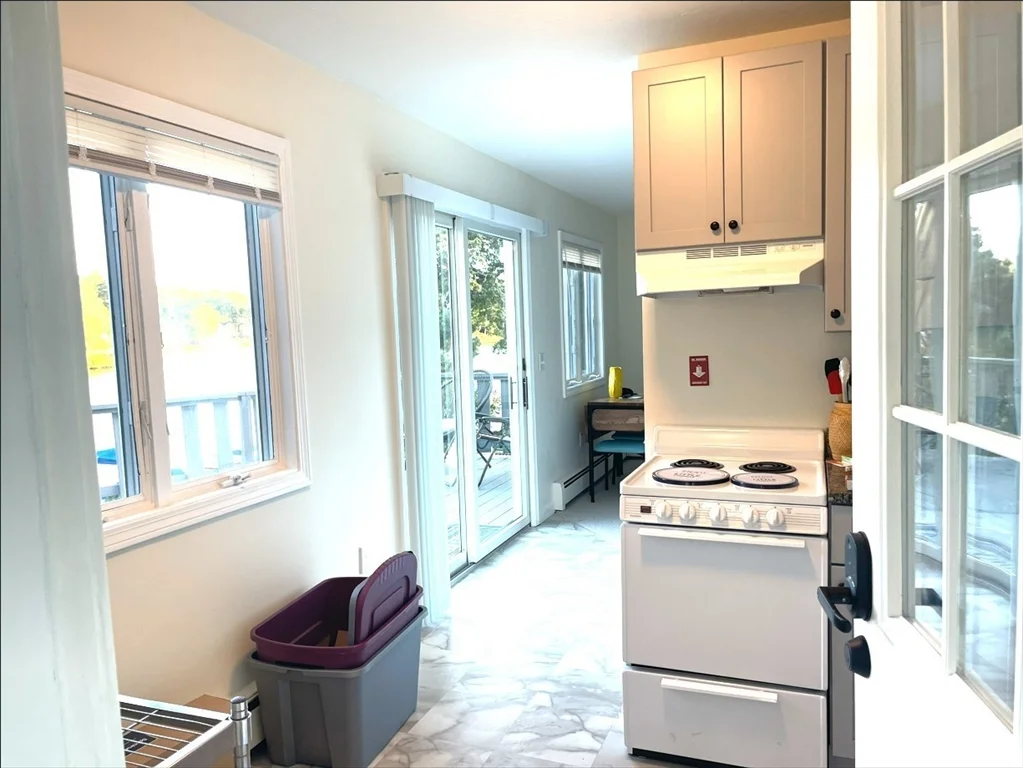 2 bed, 1 bath apartment for rent at 81 Jolicoeur Ave Unit B, Spencer — photo 7 of 8