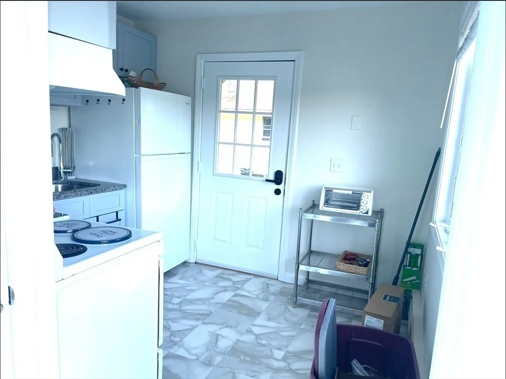 2 bed, 1 bath apartment for rent at 81 Jolicoeur Ave Unit B, Spencer — photo 5 of 8