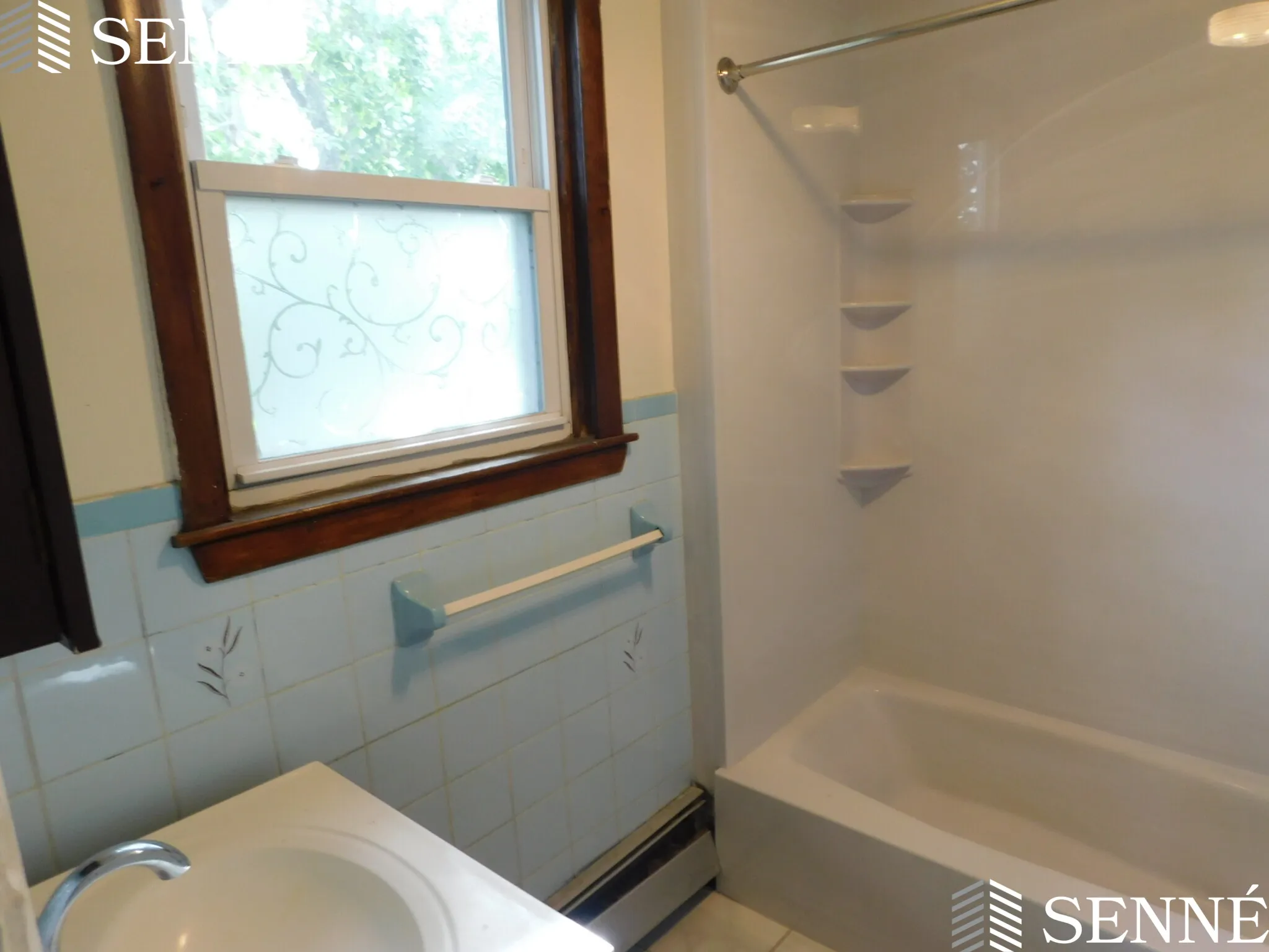 2 bed, 1 bath apartment for rent at 81 Merriam St Unit 3, Ward Two — photo 8 of 13