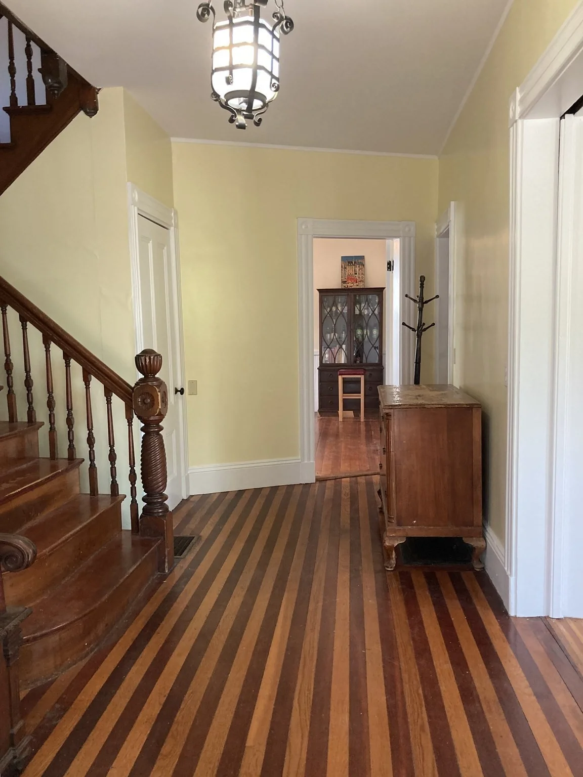 5 bed, 2 bath apartment for rent at 81 Munroe St Unit Front, Union Square — photo 8 of 33
