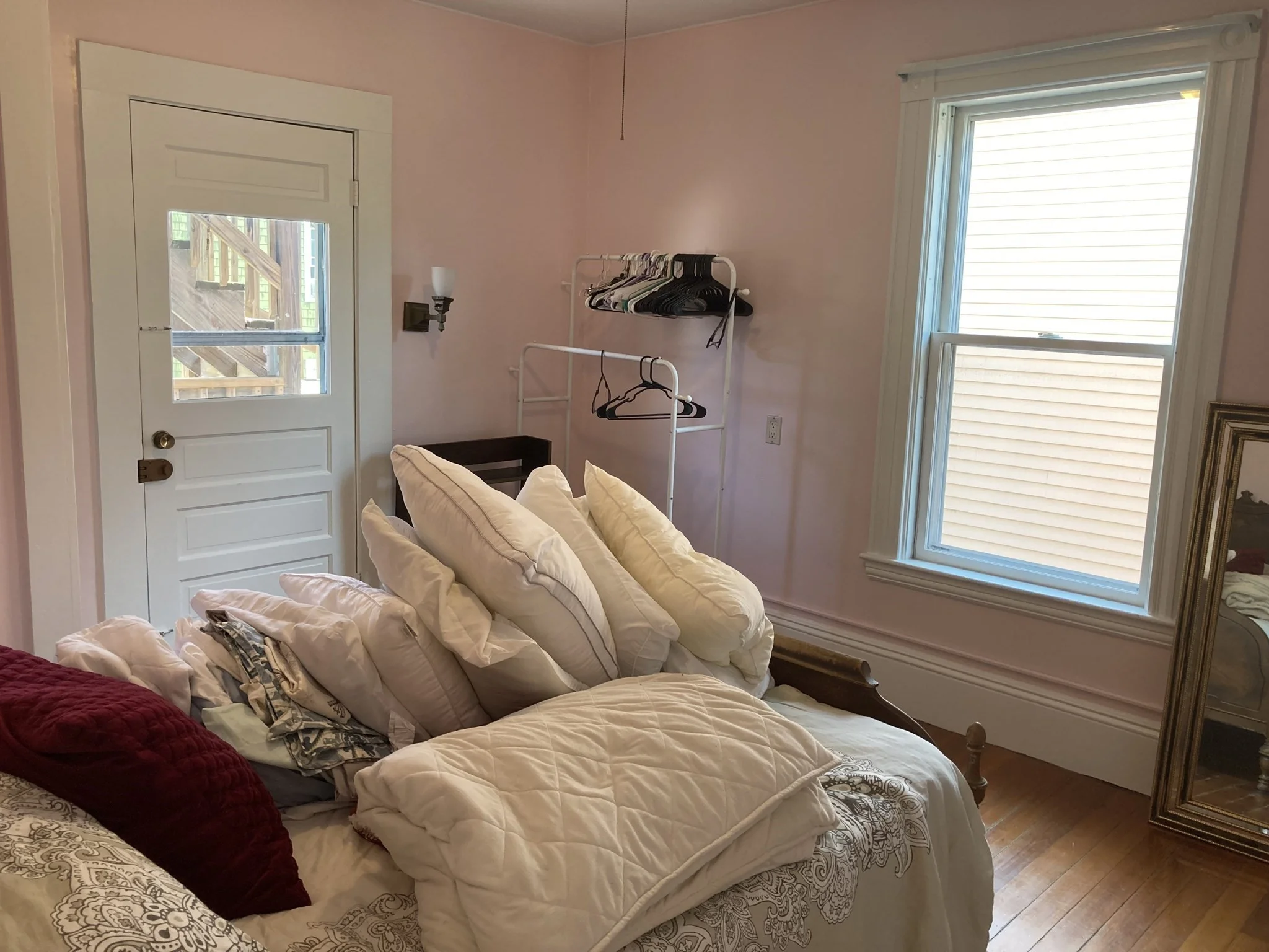 5 bed, 2 bath apartment for rent at 81 Munroe St Unit Front, Union Square — photo 15 of 33