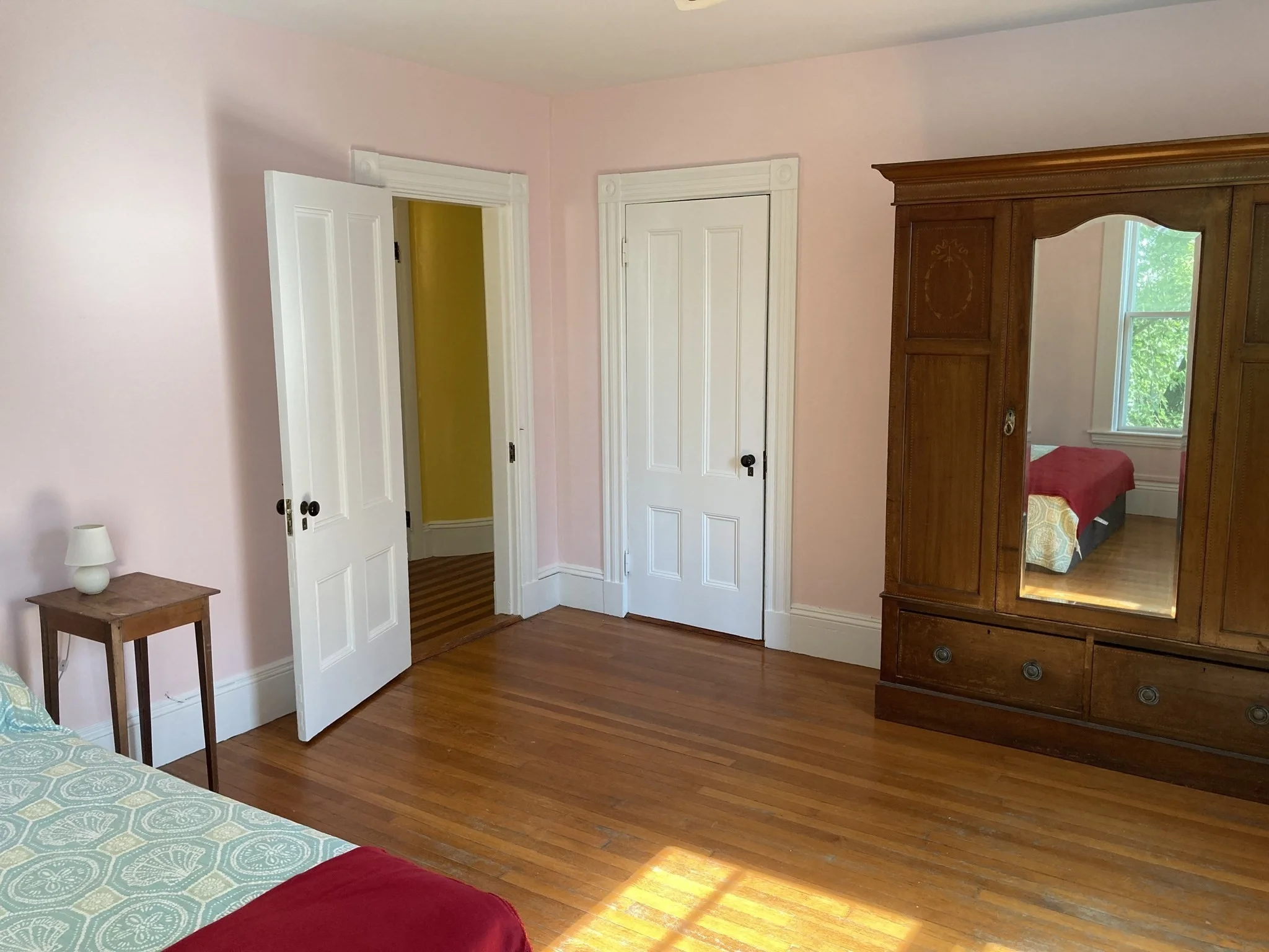 5 bed, 2 bath apartment for rent at 81 Munroe St Unit Front, Union Square — photo 14 of 33