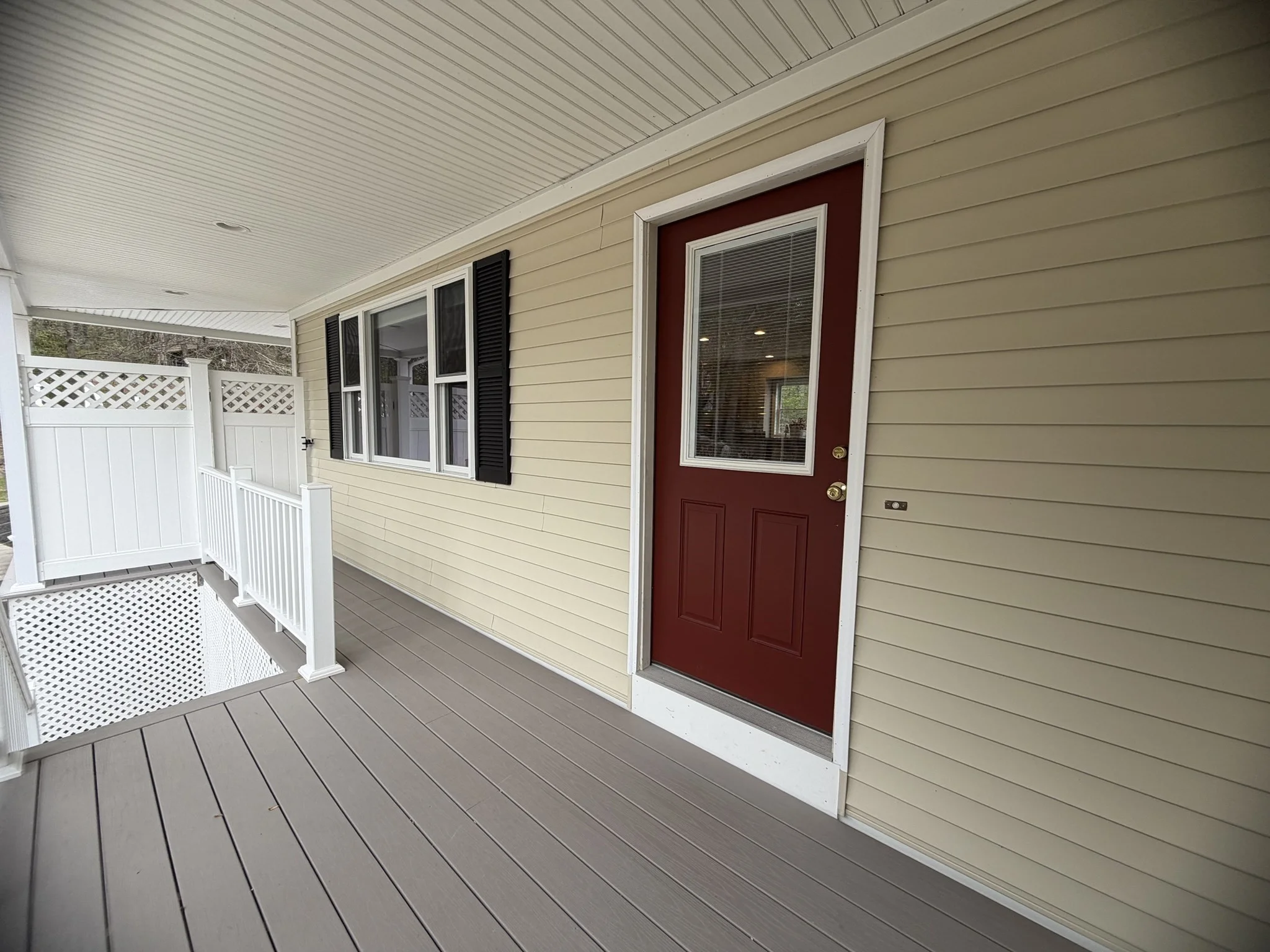 4 bed, 2 bath apartment for rent at 81 N Main St, North Bellingham — photo 4 of 42