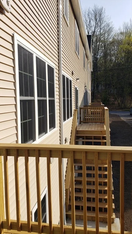 3 bed, 3 bath apartment for rent at 81 Narrow Ln Unit D, Lancaster — photo 7 of 14
