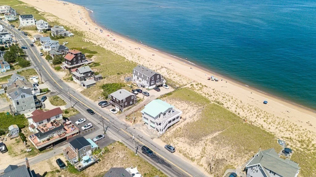 3 bed, 2 bath apartment for rent at 81 Northern Unit WINTER, Plum Island — photo 18 of 22