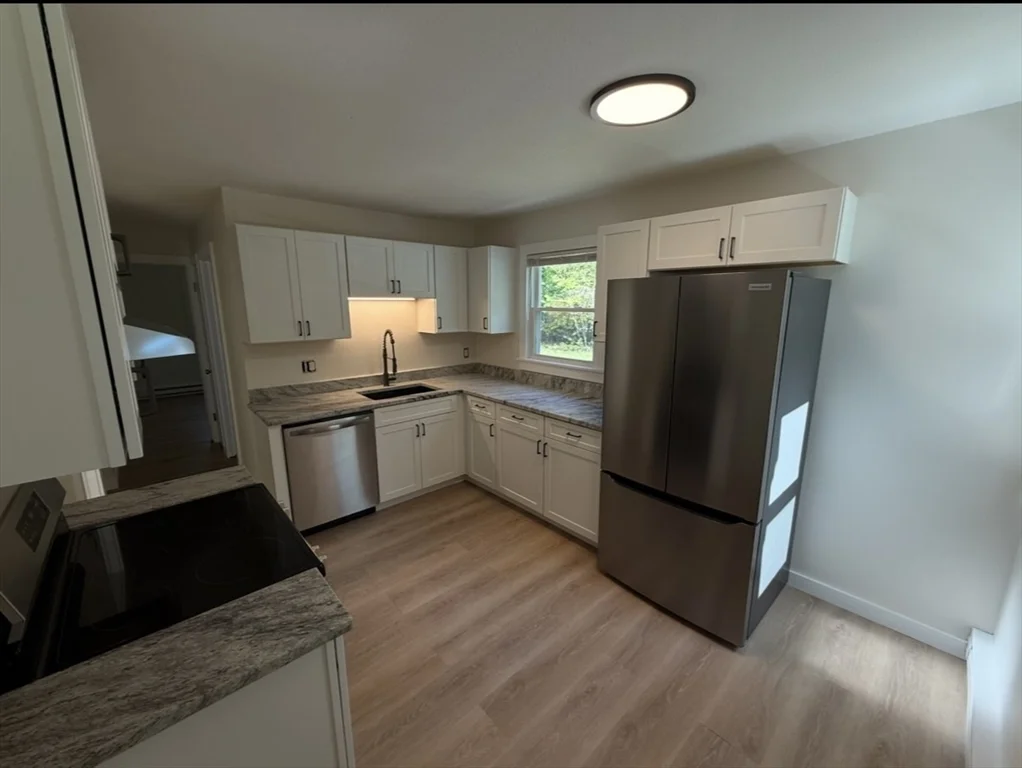 2 bed, 1 bath apartment for rent at 81 Old Amherst Rd Unit N/A, Belchertown — photo 2 of 8