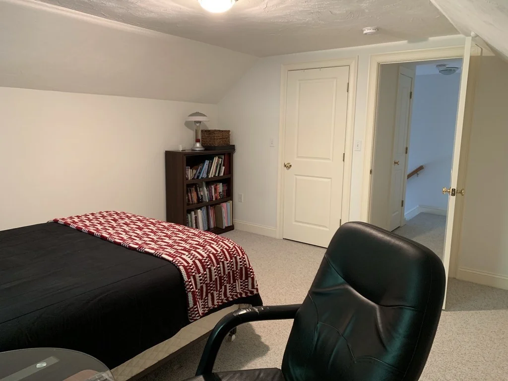 3 bed, 2 bath apartment for rent at 81 Overland Rd Unit 1, Waltham — photo 12 of 18