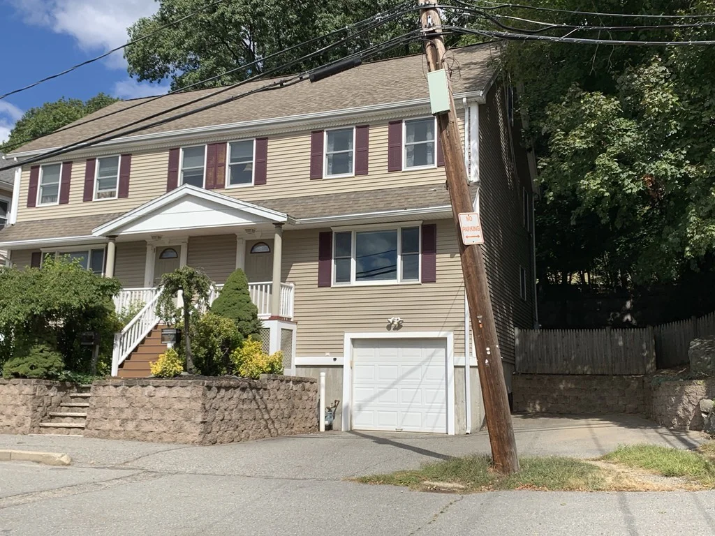 3 bed, 2 bath apartment for rent at 81 Overland Rd Unit 1, Waltham — photo 1 of 18