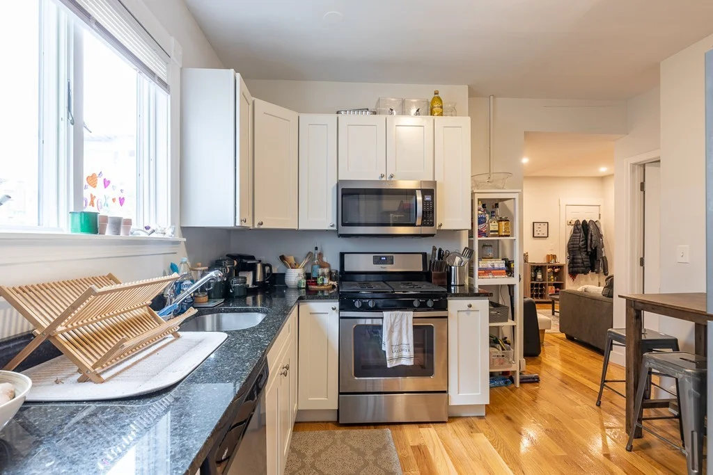 4 bed, 2 bath apartment for rent at 81 P St Unit 1, South Boston — photo 7 of 32
