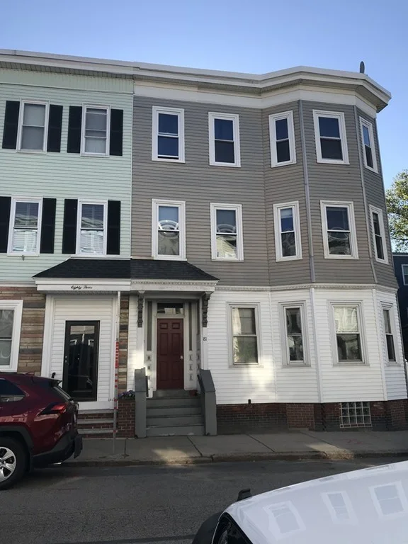4 bed, 2 bath apartment for rent at 81 P St Unit 1, South Boston — photo 29 of 32