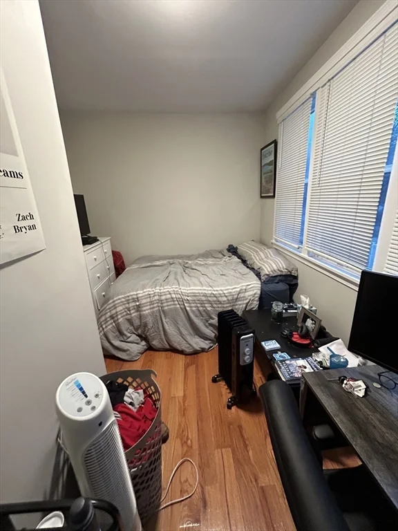 4 bed, 2 bath apartment for rent at 81 P St Unit 2, South Boston — photo 9 of 15