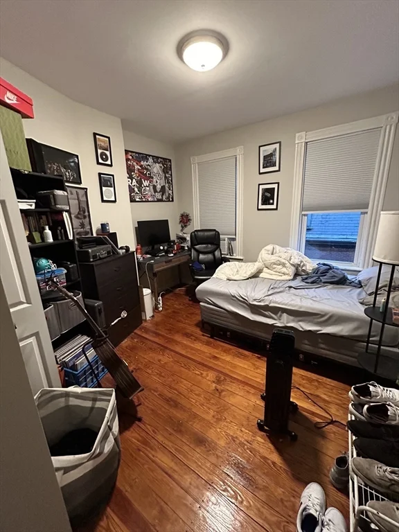 4 bed, 2 bath apartment for rent at 81 P St Unit 2, South Boston — photo 12 of 15