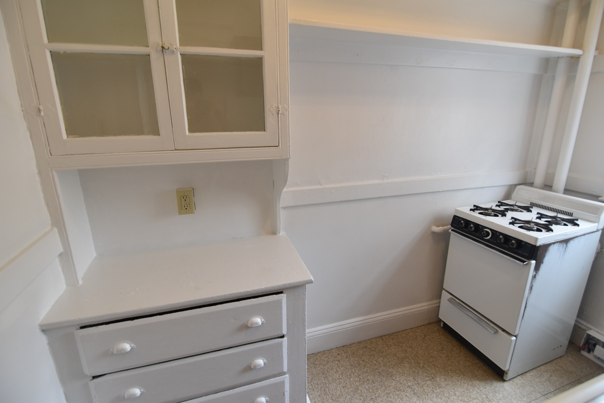 2 bed, 1 bath apartment for rent at 81 Park Dr Unit 21, Fenway — photo 7 of 9