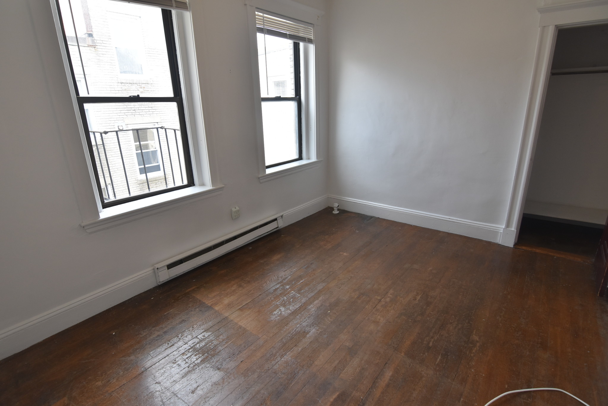2 bed, 1 bath apartment for rent at 81 Park Dr Unit 21, Fenway — photo 2 of 9
