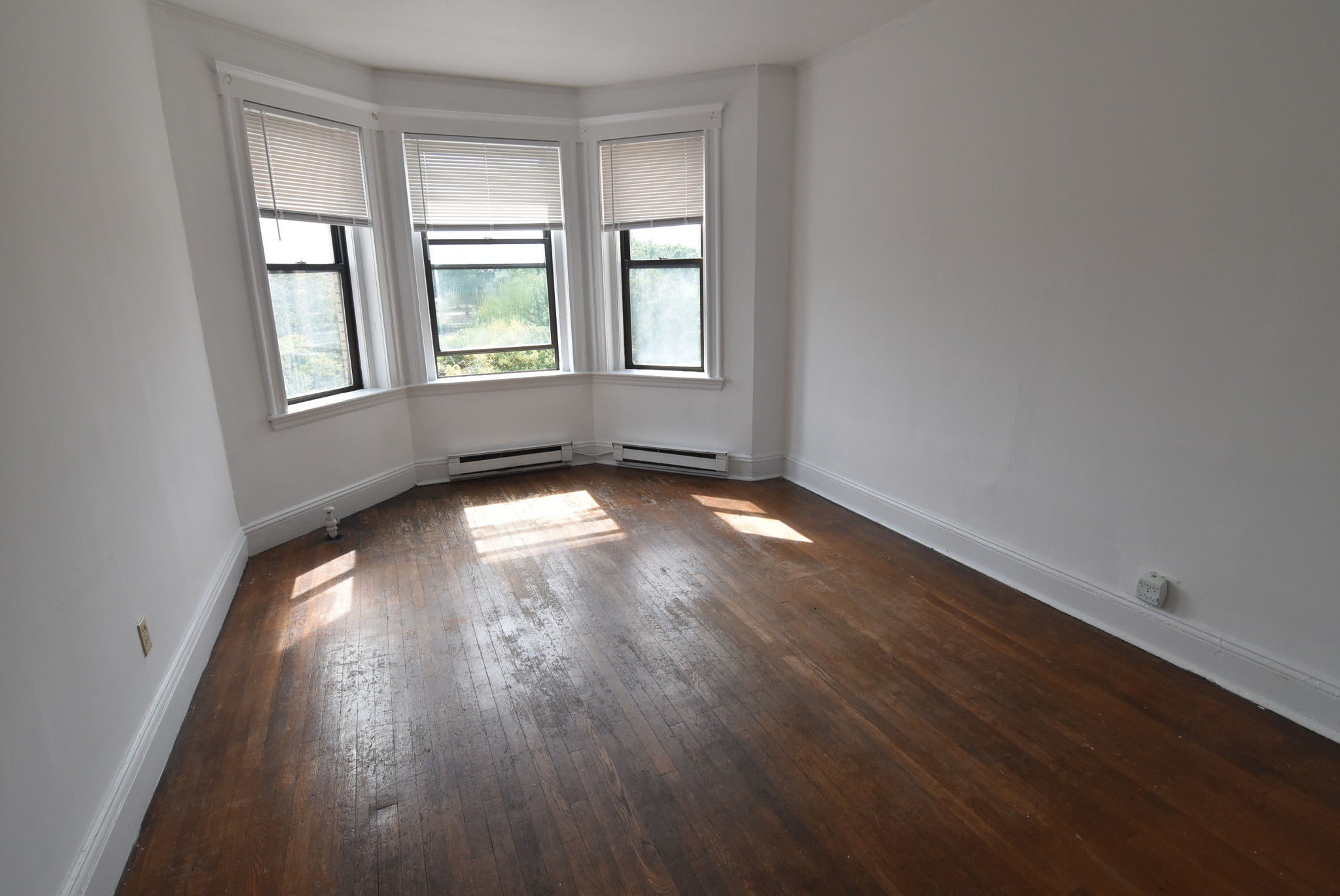 2 bed, 1 bath apartment for rent at 81 Park Dr Unit 21, Fenway — photo 1 of 9