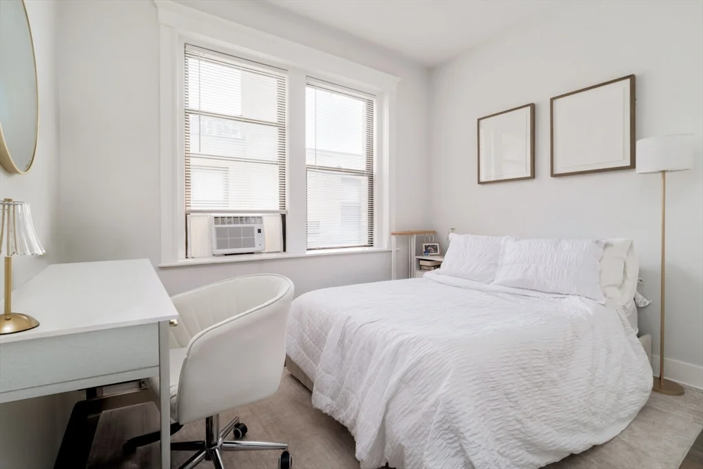 2 bed, 1 bath apartment for rent at 81 Park Dr Unit 25, Fenway — photo 8 of 17